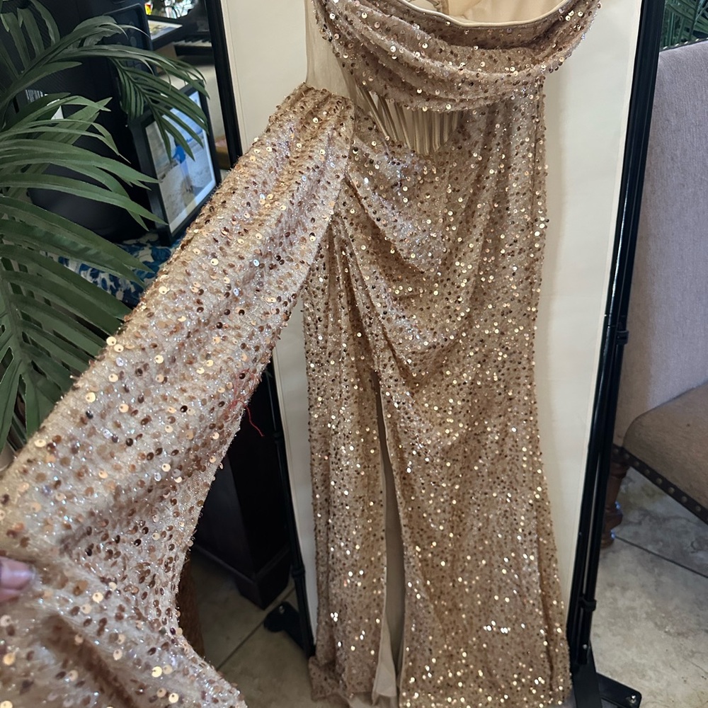 Elegant Gold Strapless Evening Gown - Picture 3 of 5